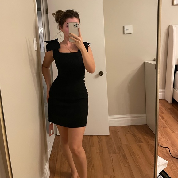 Black Bow Dress - Picture 2 of 4